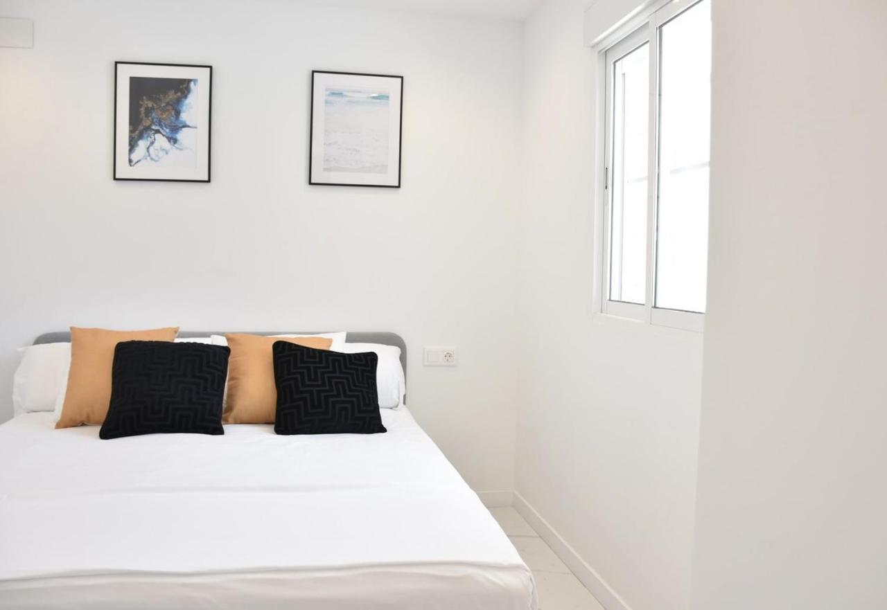 Myflats Deluxe Seafront Appartement Arenales del Sol Buitenkant foto