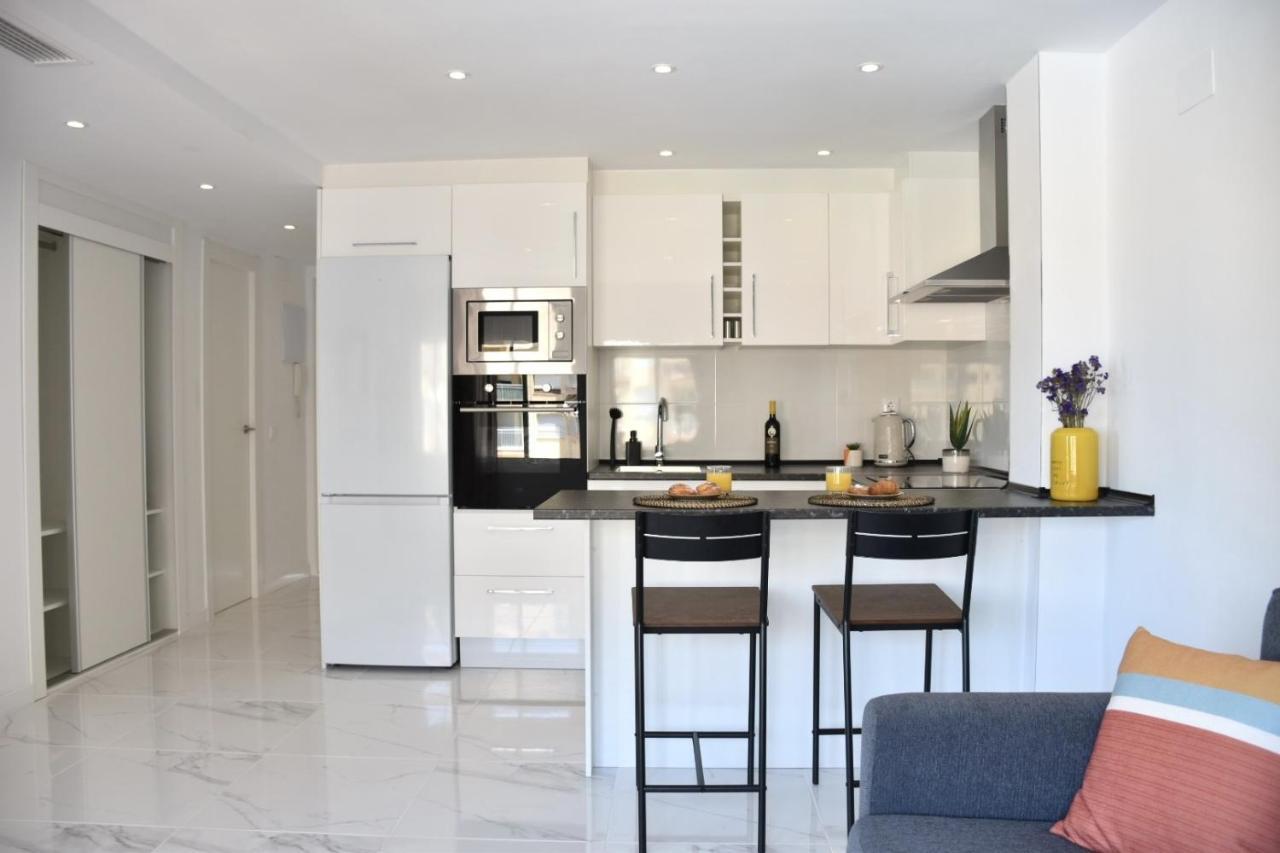 Myflats Deluxe Seafront Appartement Arenales del Sol Buitenkant foto