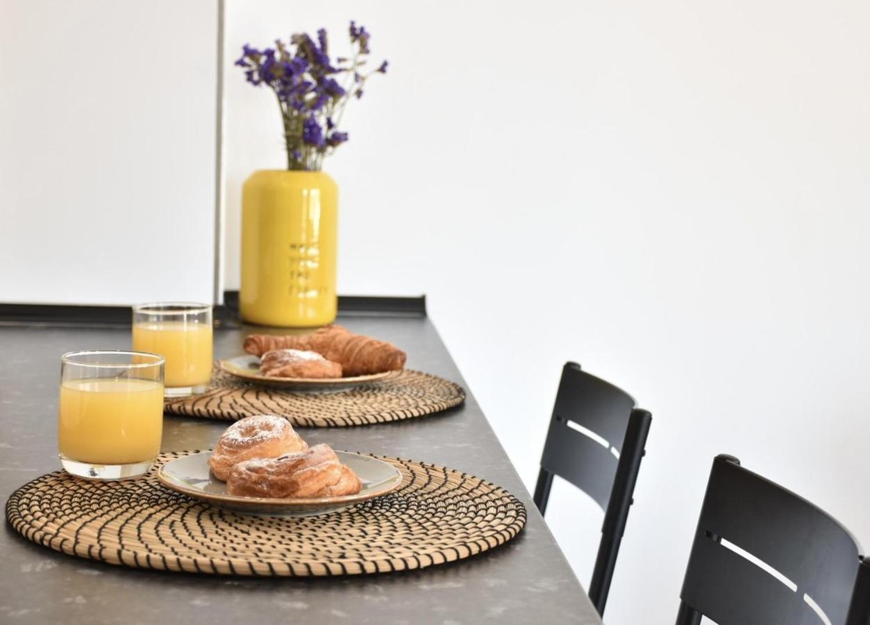Myflats Deluxe Seafront Appartement Arenales del Sol Buitenkant foto