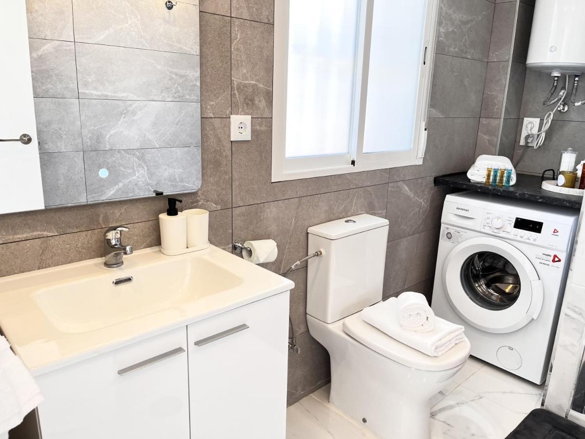 Myflats Deluxe Seafront Appartement Arenales del Sol Buitenkant foto